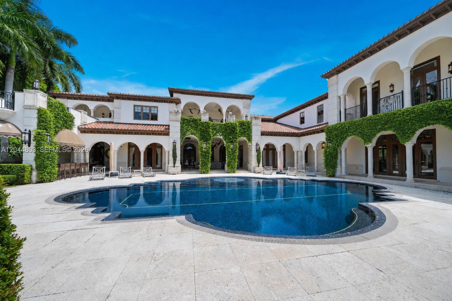 150 Edgewater Dr, Coral Gables FL 33133 photo 2