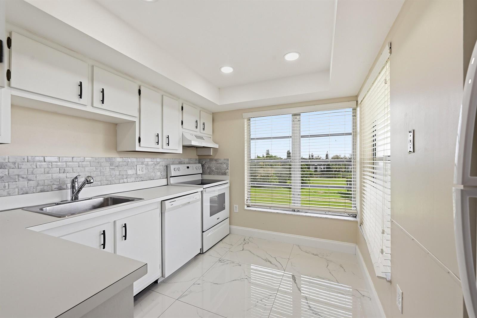 4158 Inverrary Drive # 511, Lauderhill FL 33319 photo 5