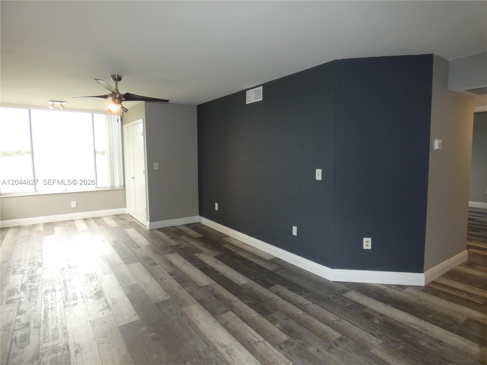 2831 N Oakland Forest Dr # 101, Oakland Park FL 33309 photo 5