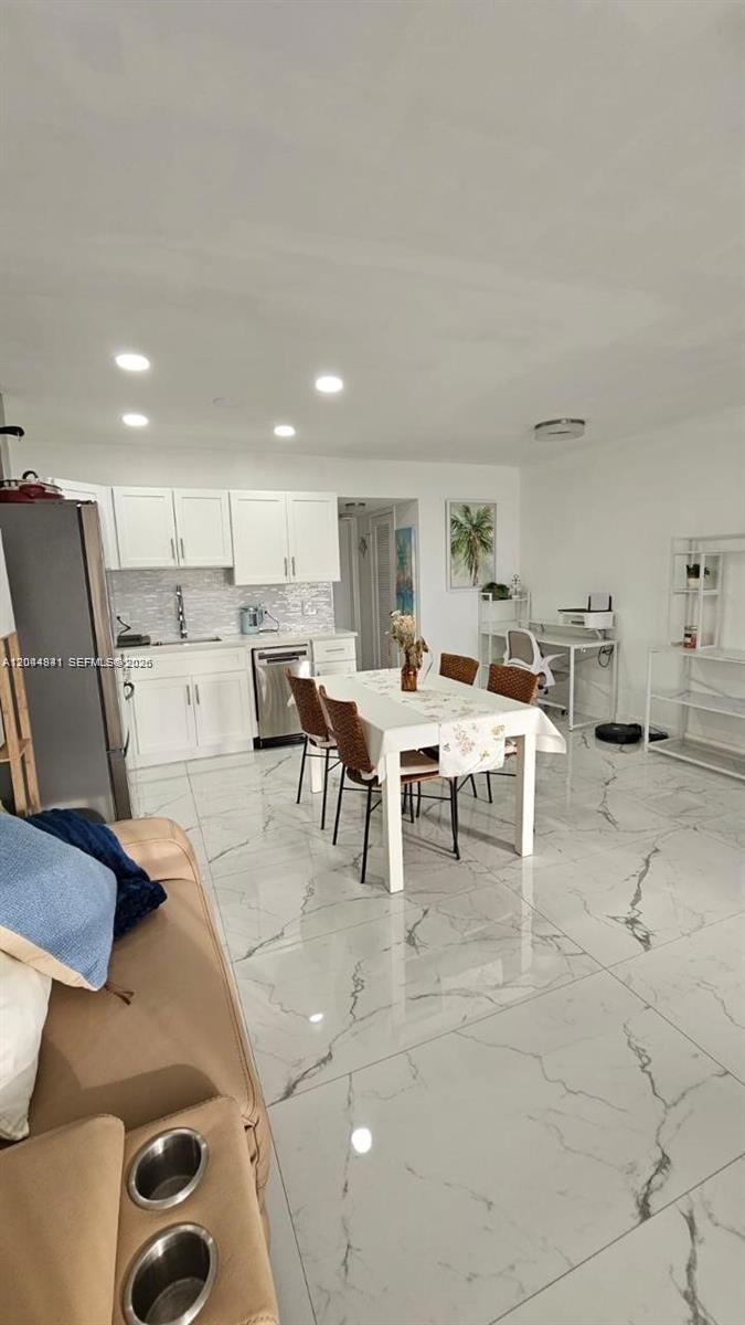 340 S Oakridge  S # 340, Deerfield Beach FL 33442 photo 4