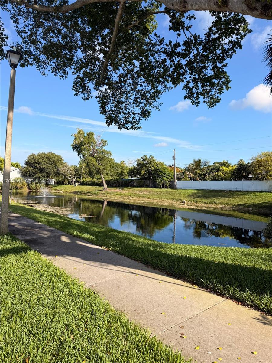 266 NW 60th Ave # 266, Margate FL 33063 photo 2