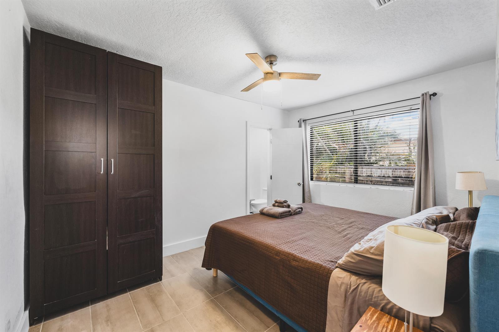 1625 Cleveland Street # A, Hollywood FL 33020 photo 2