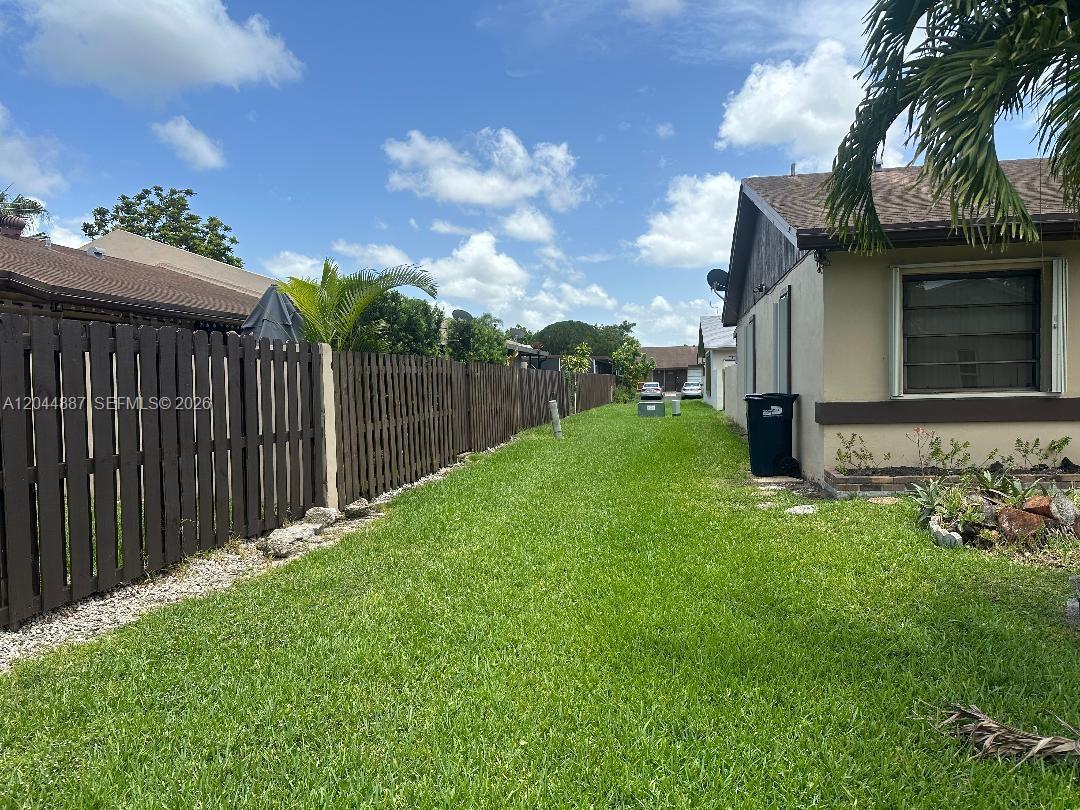 Miami, FL 33186 photo 2