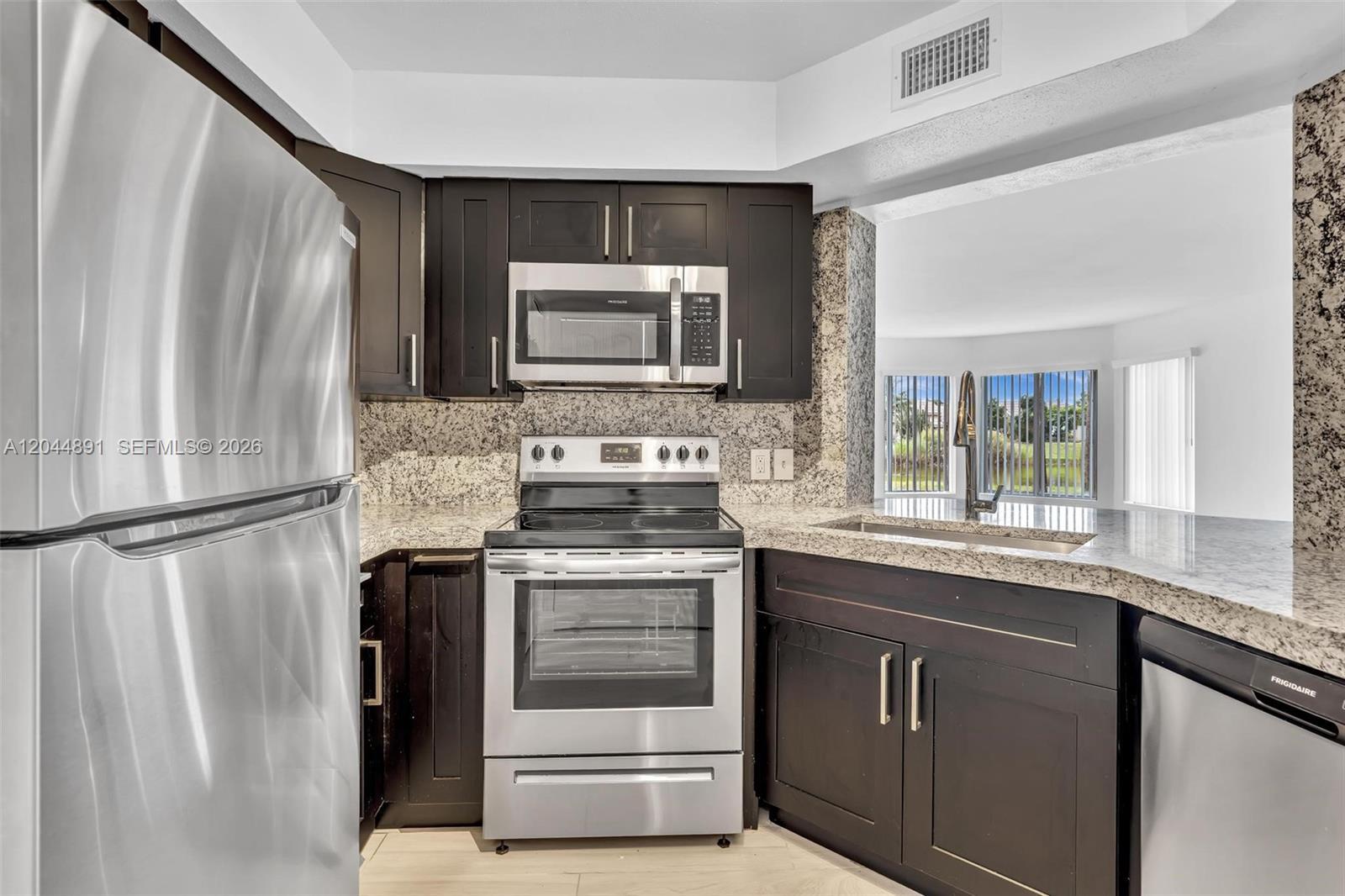 2341 NW 33rd St # 406, Oakland Park FL 33309 photo 2