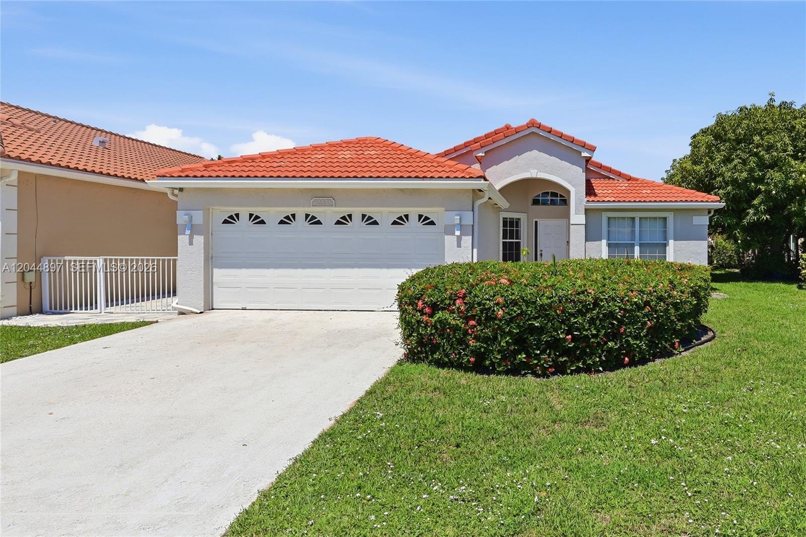 12331 Pleasant Green Way, Boynton Beach FL 33437 photo 2