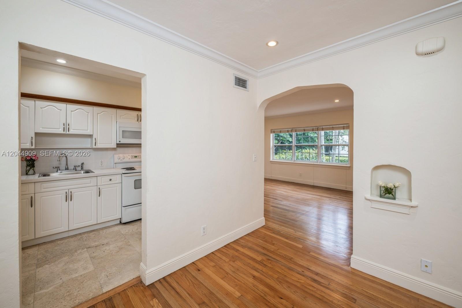 237 Madeira Ave # 3, Coral Gables FL 33134 photo 5