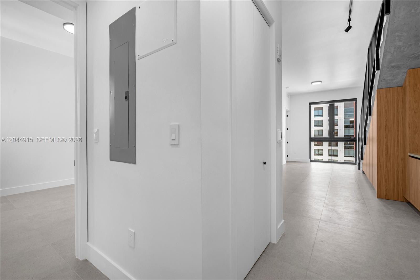 91 NW 27th St # 204, Miami FL 33127