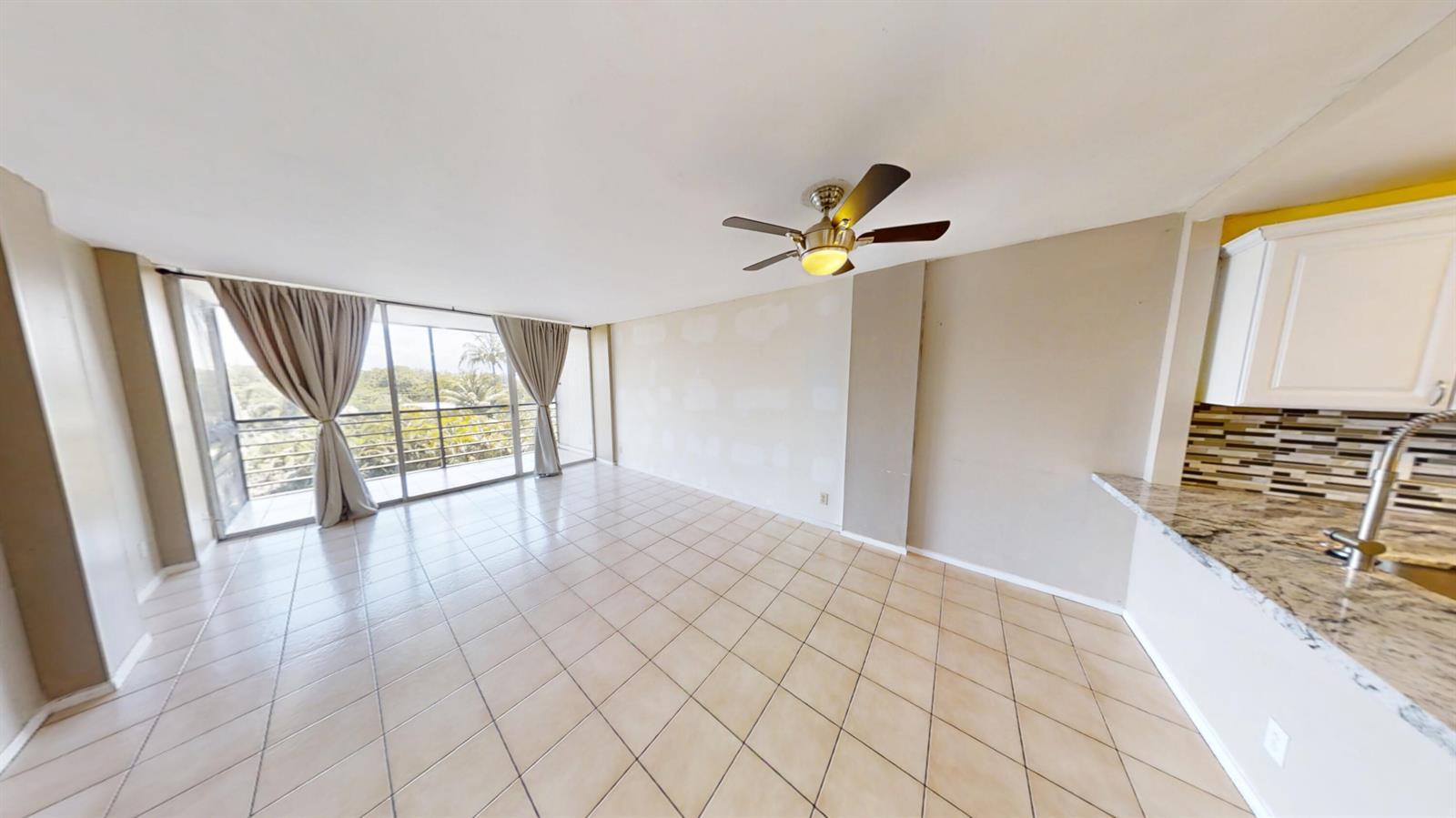 108 Royal Park Drive Unit 4E, Oakland Park FL 33309 photo 3