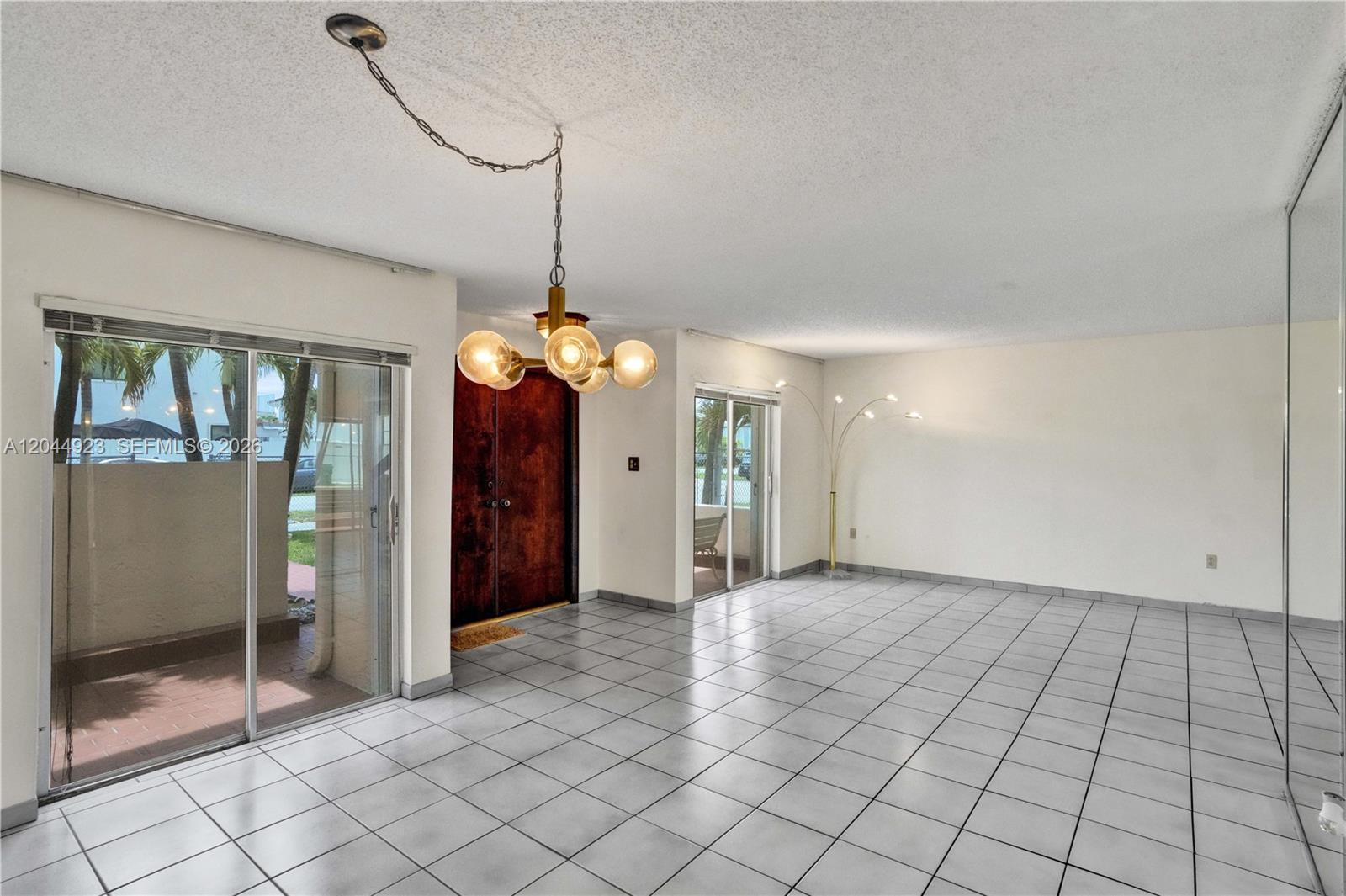1050 SW 123rd Ave, Miami FL 33184 photo 3