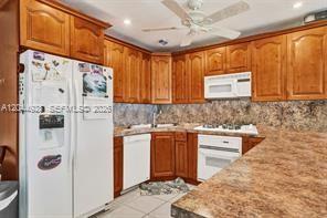 1061 NE 26th Ave # 1061, Pompano Beach FL 33062 photo 2