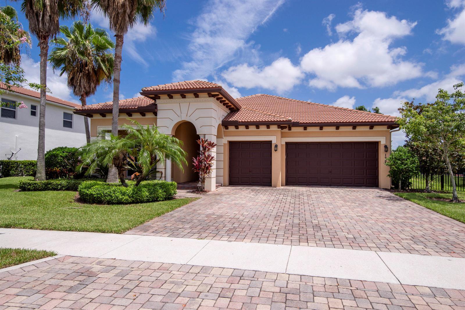 172 Manor Circle, Jupiter FL 33458