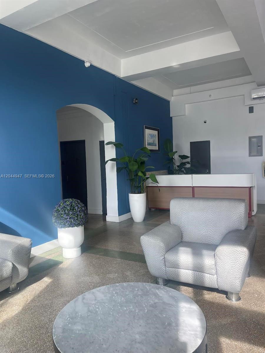 3025 indian creek # 203, Miami Beach FL 33140