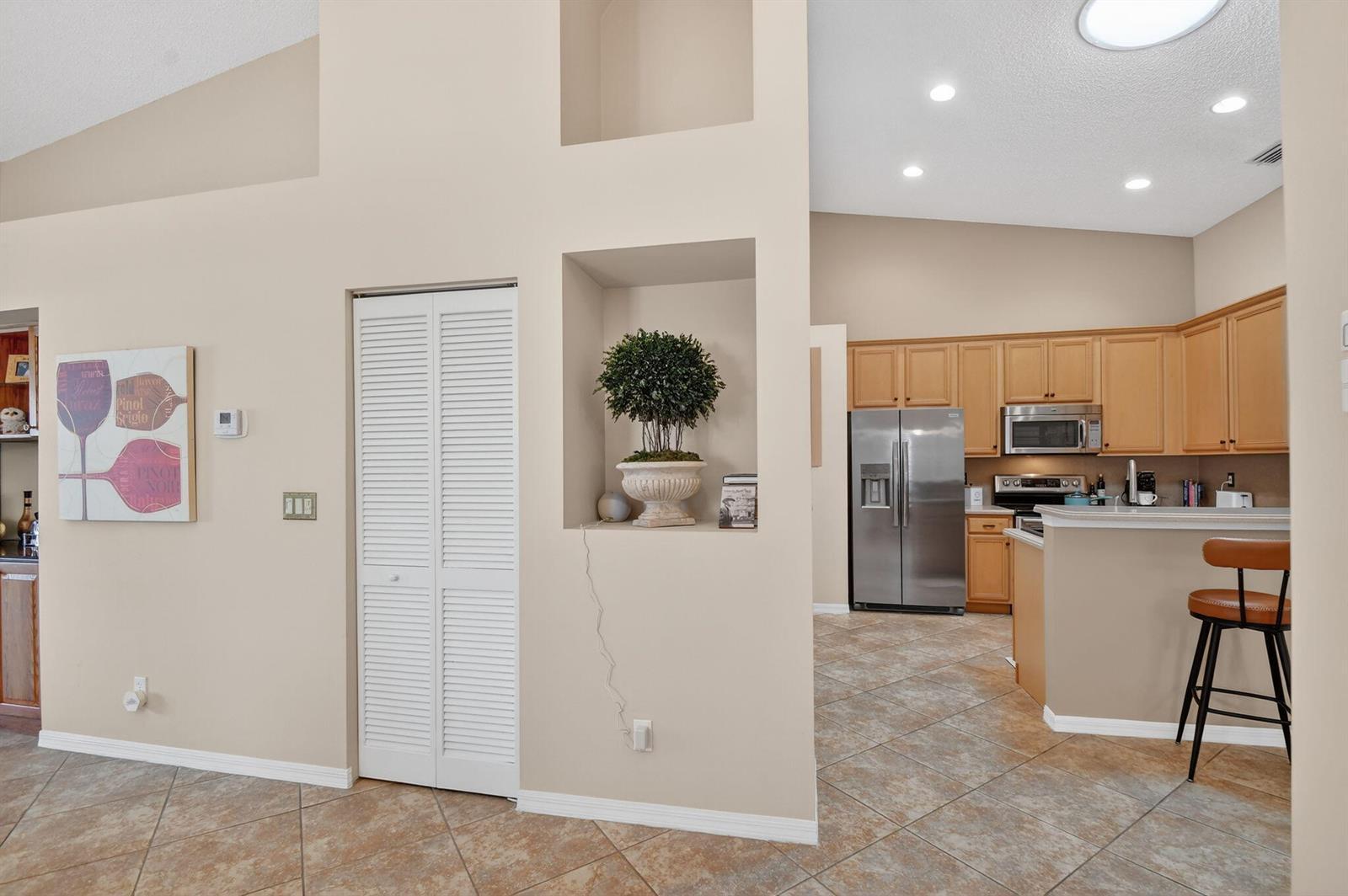 8536 Logia Circle, Boynton Beach FL 33472 photo 3