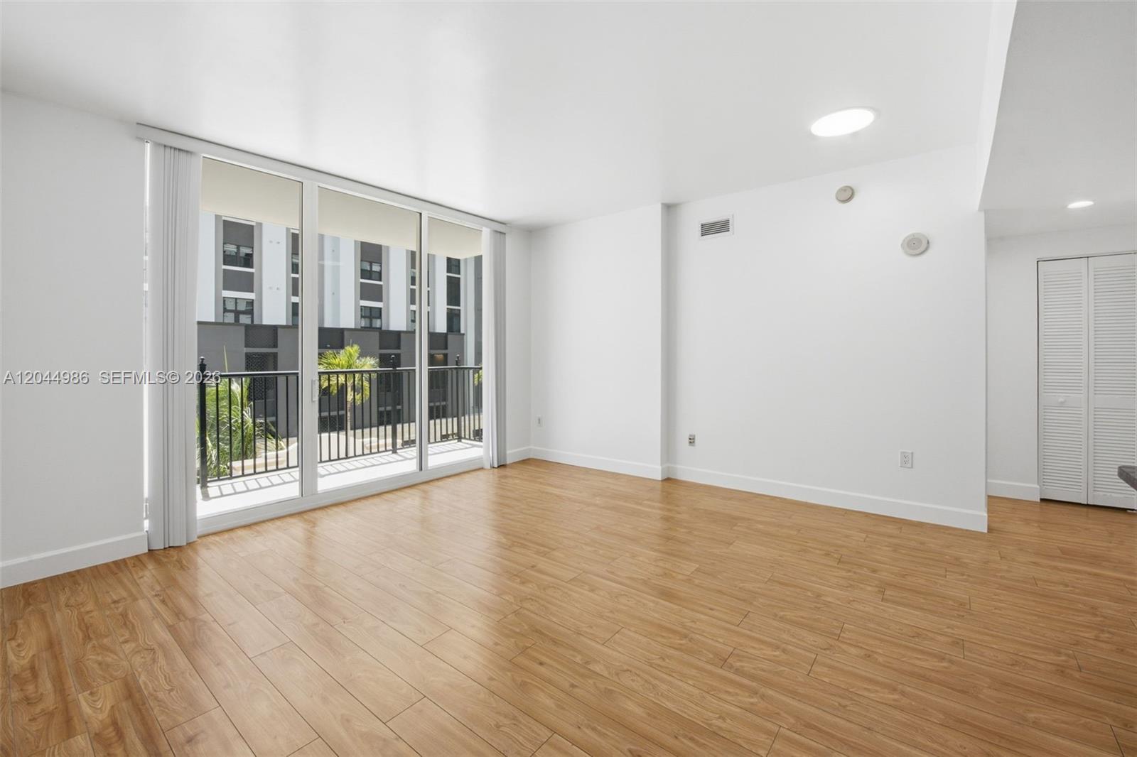 4100 Salzedo St # 518, Coral Gables FL 33146 photo 5