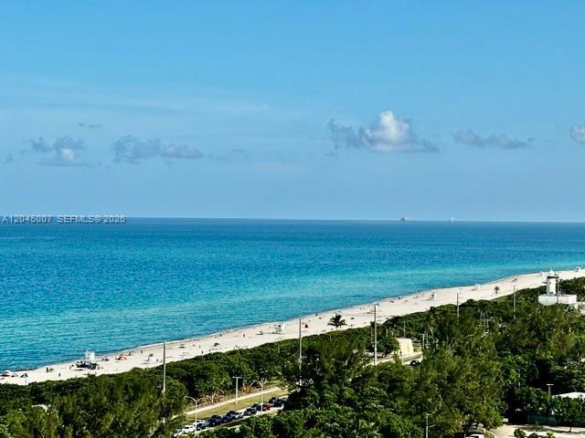 100 Bayview Dr # 2124, Sunny Isles Beach FL 33160 photo 2