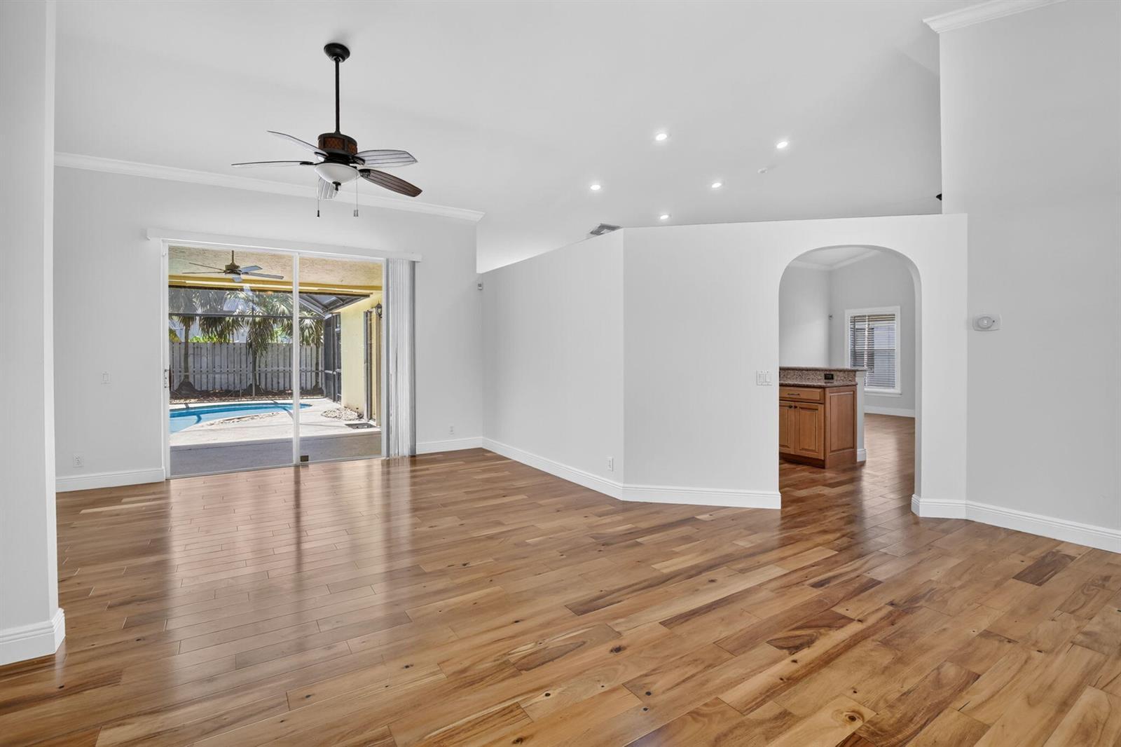 1959 Water Ridge Drive, Weston FL 33326 photo 2