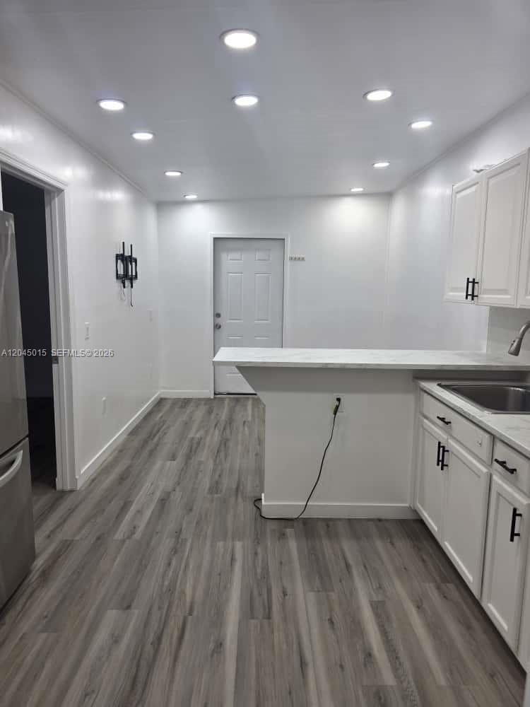 23 Miami Gardens Rd # 3, West Park FL 33023 photo 3