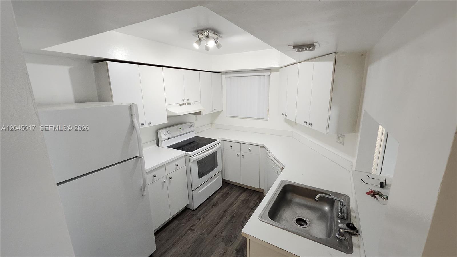 8305 SW 152nd Ave # 404, Miami FL 33193 photo 4