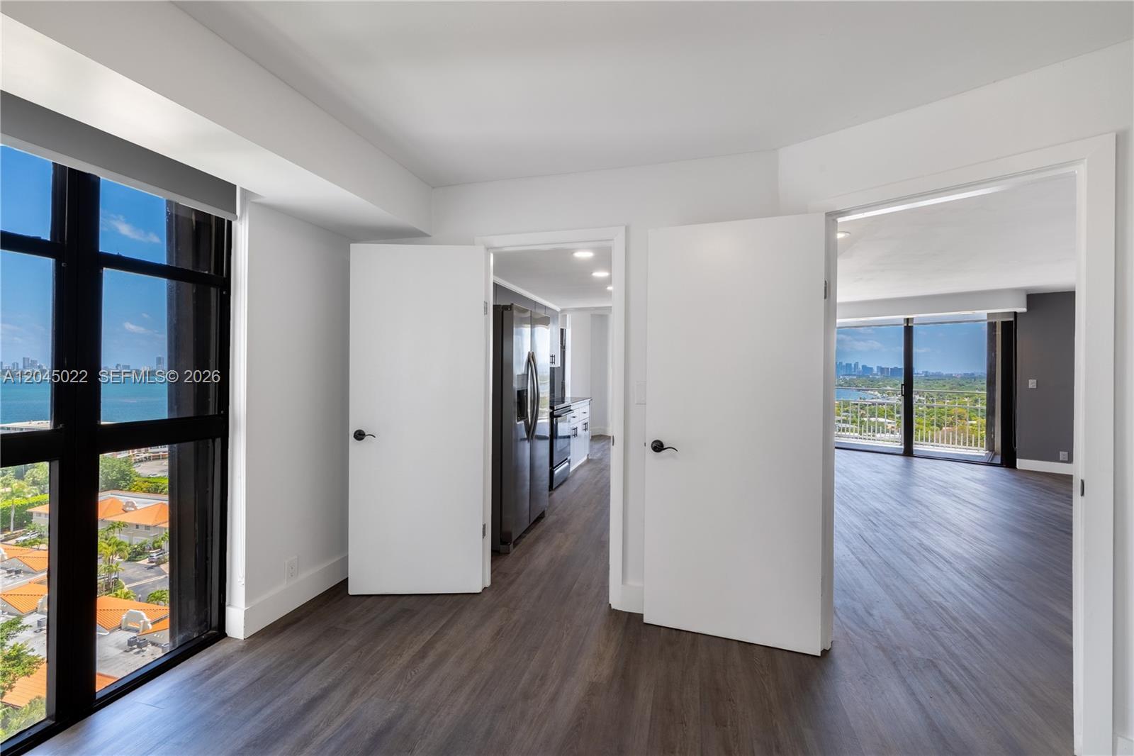 1000 Quayside Ter # 1702, Miami FL 33138 photo 3