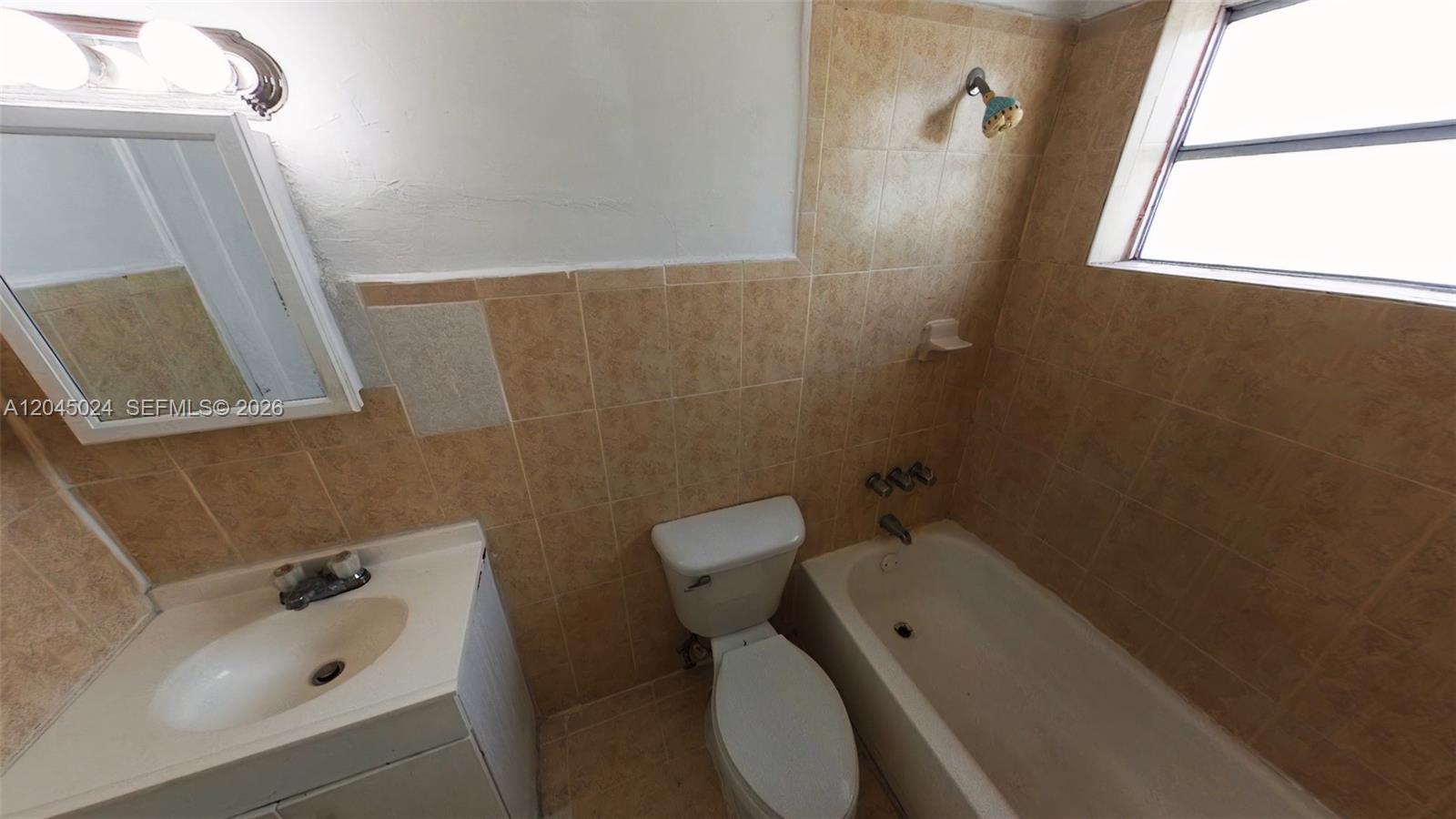 2712 W 10th Ave # 5, Hialeah FL 33010 photo 4