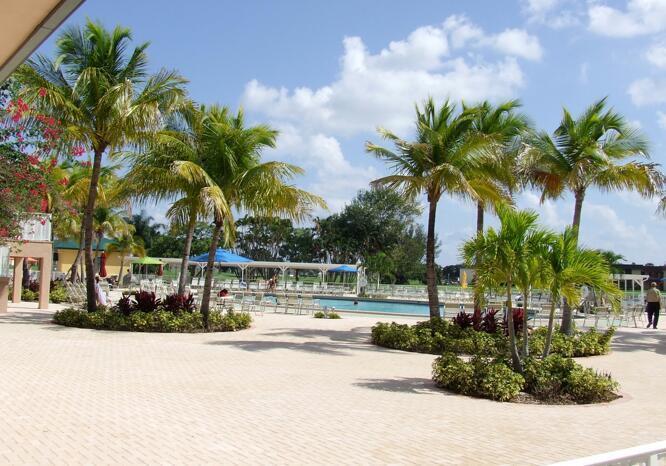 348 Monaco H, Delray Beach FL 33446