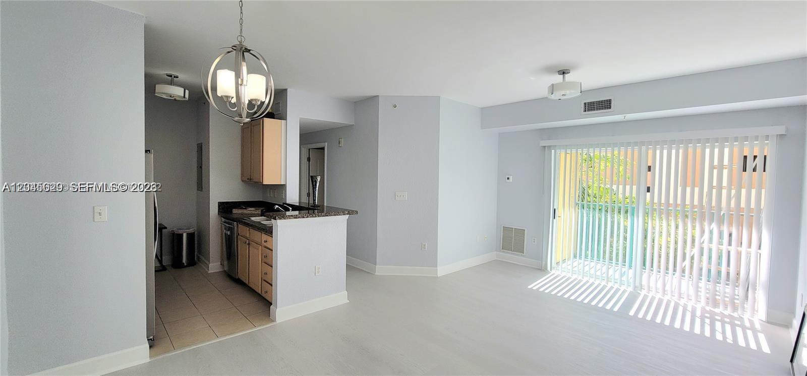 6001 SW 70th St # 215, South Miami FL 33143