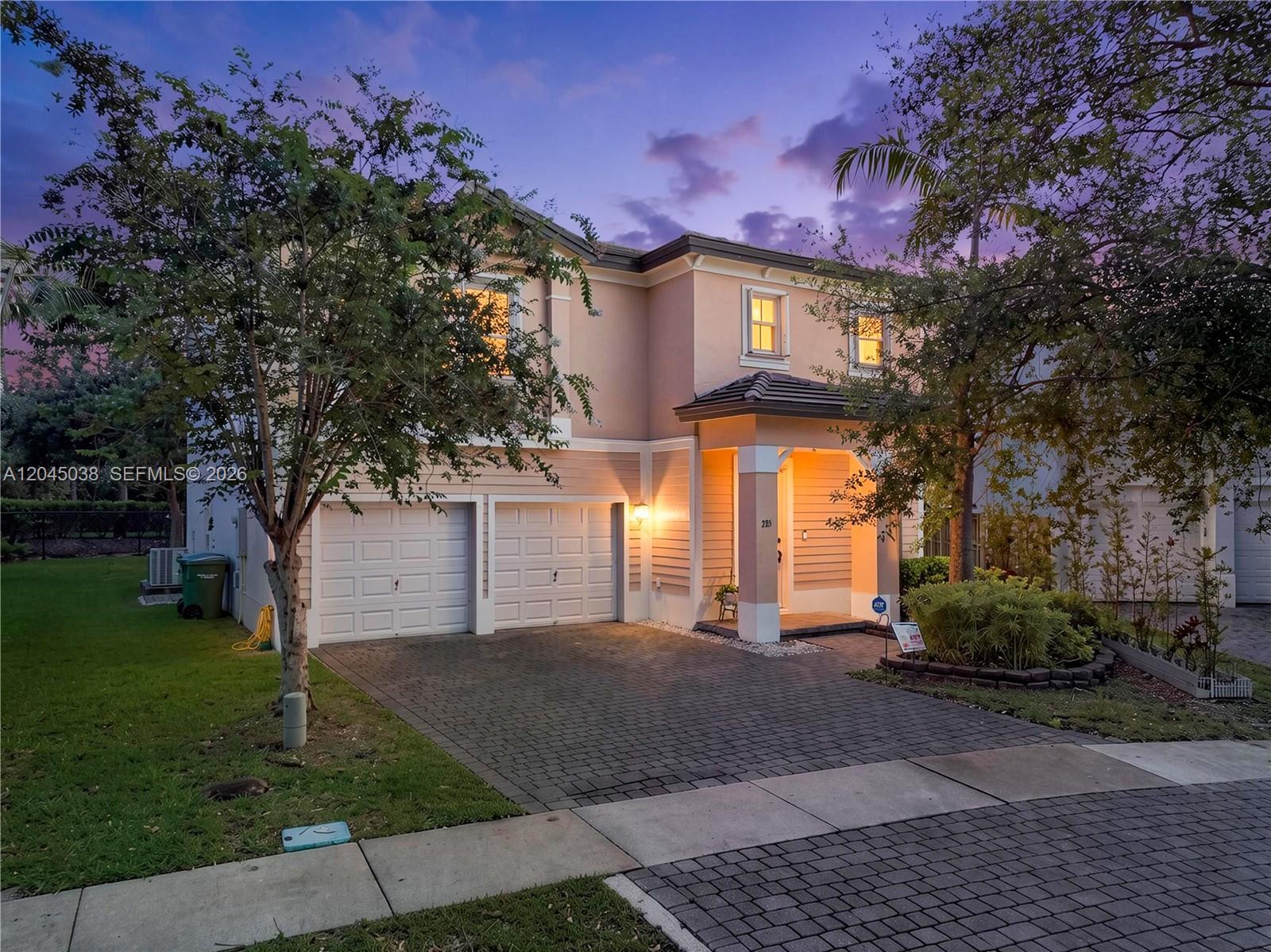 285 NE 32nd Ter, Homestead FL 33033