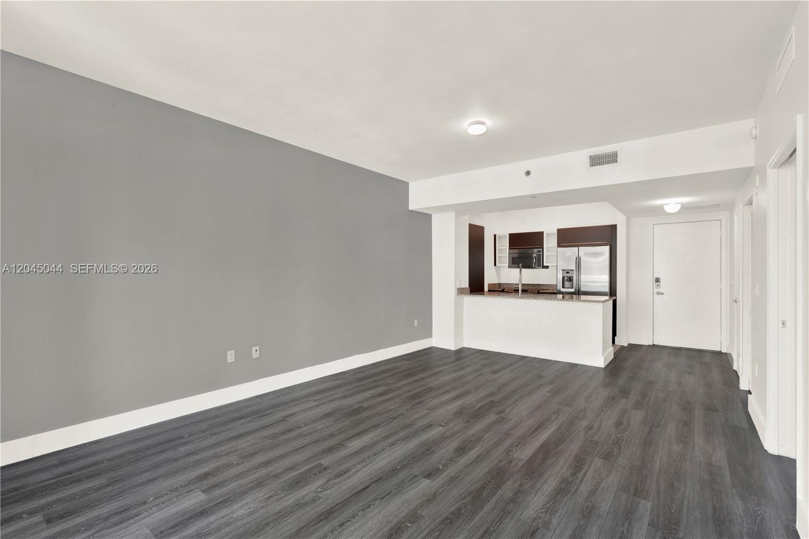 950 Brickell Bay Dr # 802, Miami FL 33131 photo 3