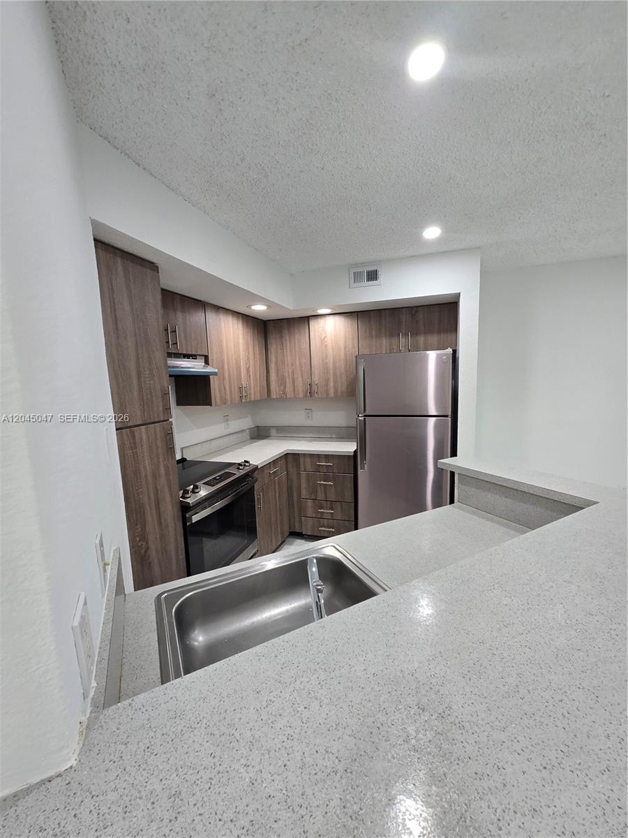 595 Vista Isles Dr # 1913, Sunrise FL 33325 photo 3