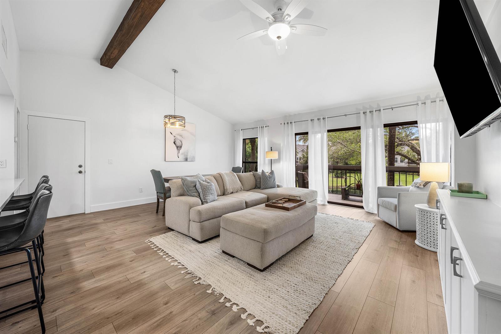 11863 Wimbledon Circle # 504, Wellington FL 33414 photo 4