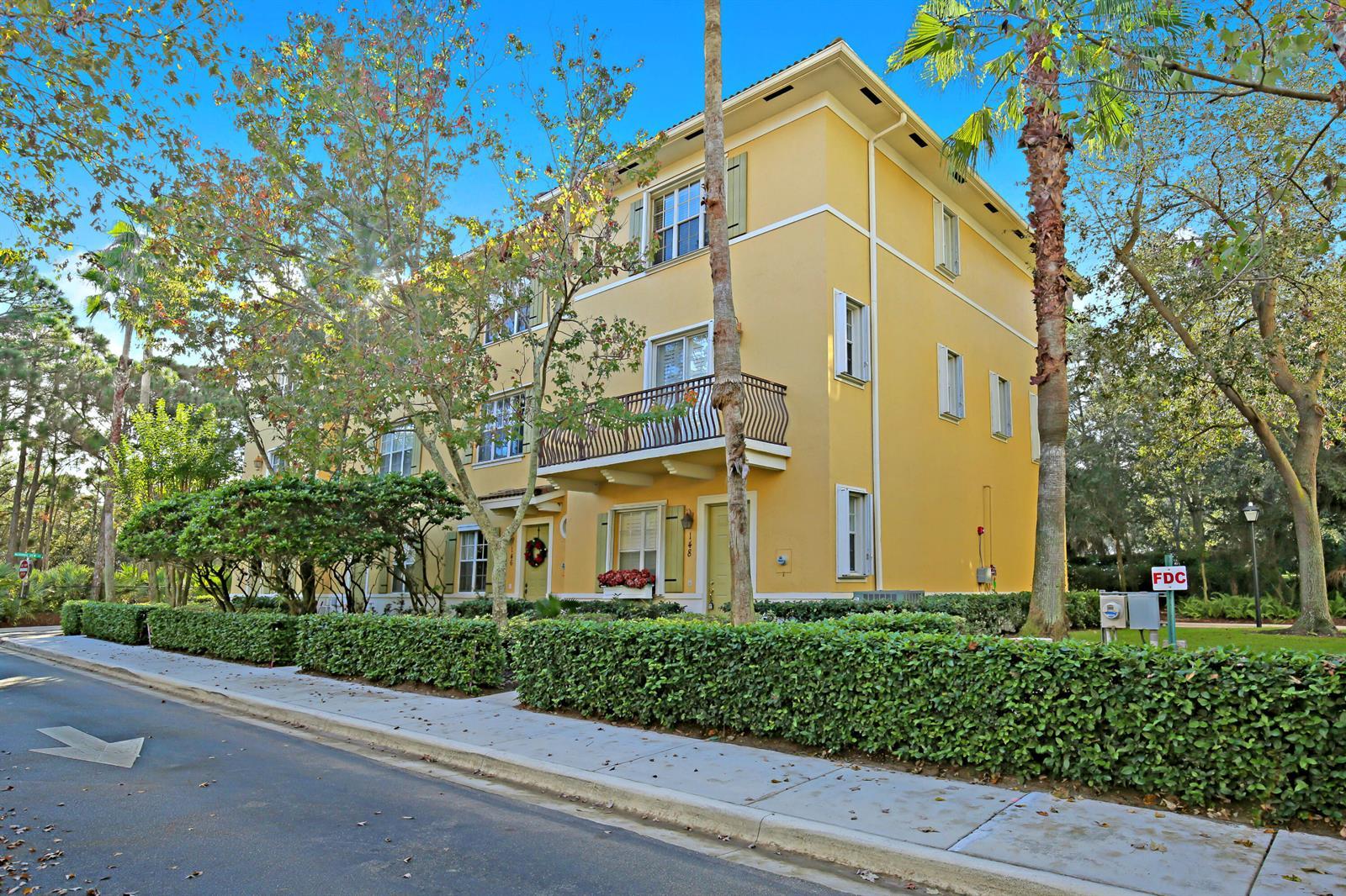 148 E Morning Dew Circle, Jupiter FL 33458