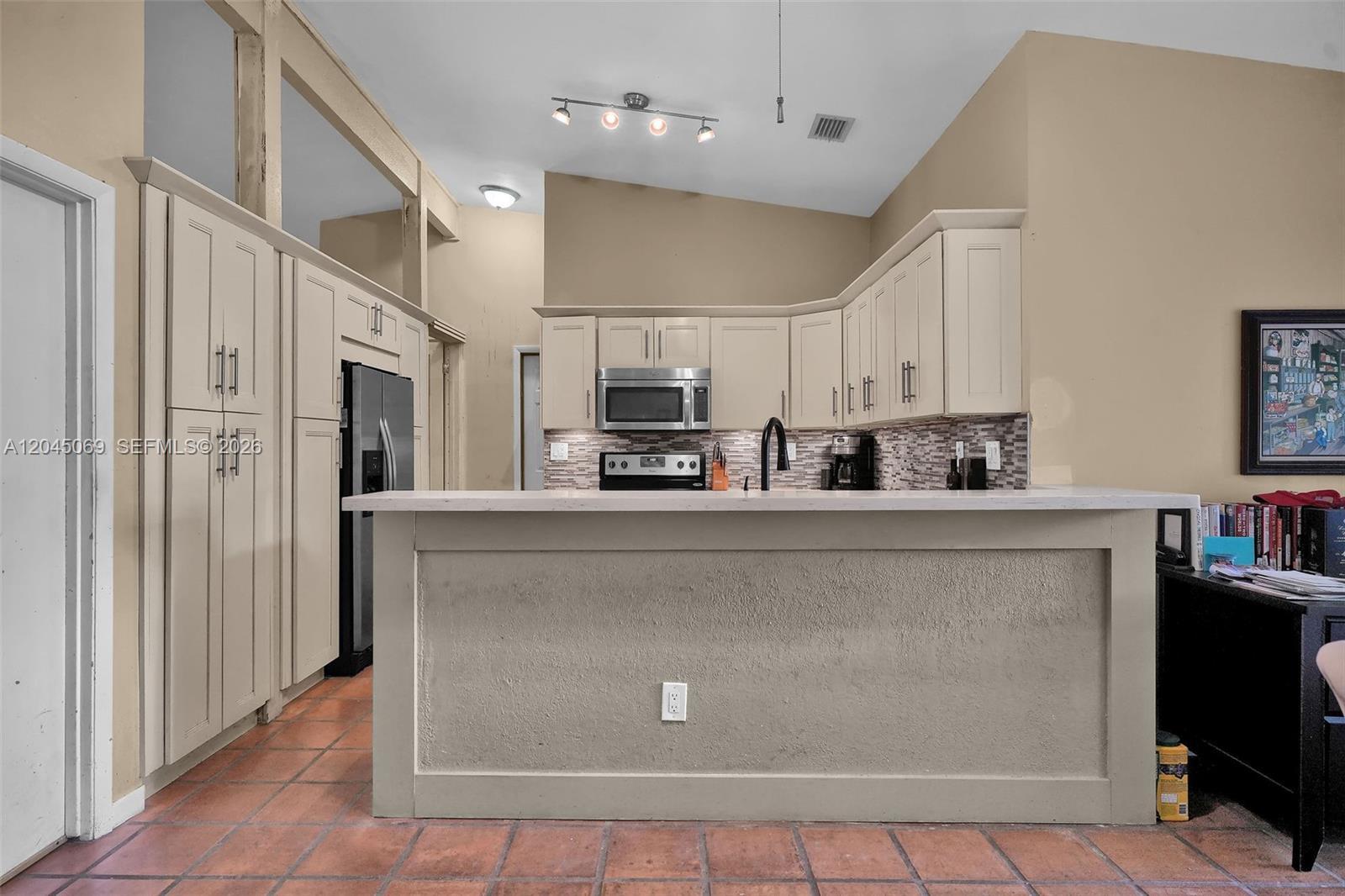 9786 SW 147th Ct, Miami FL 33196 photo 2