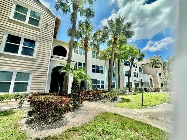2305 N Congress Avenue # 11, Boynton Beach FL 33436