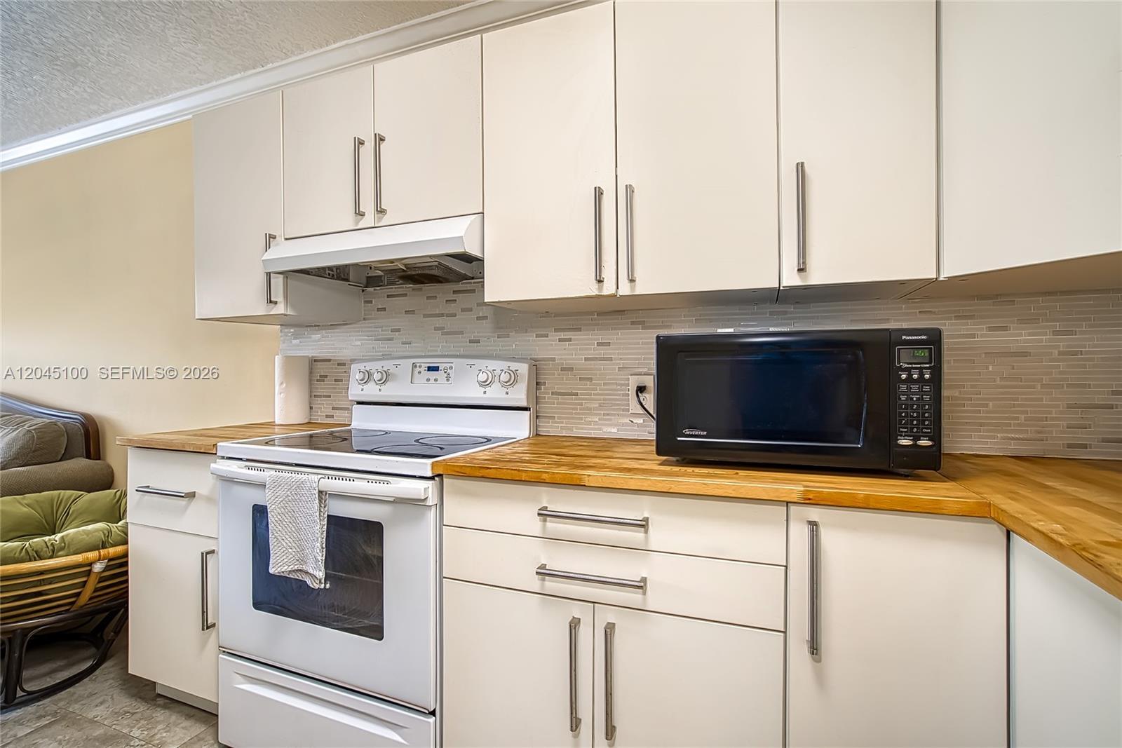 173 Ellesmere C # 173, Deerfield Beach FL 33442 photo 3