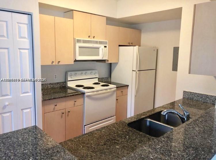 2493 Centergate Dr # 204, Miramar FL 33025 photo 3