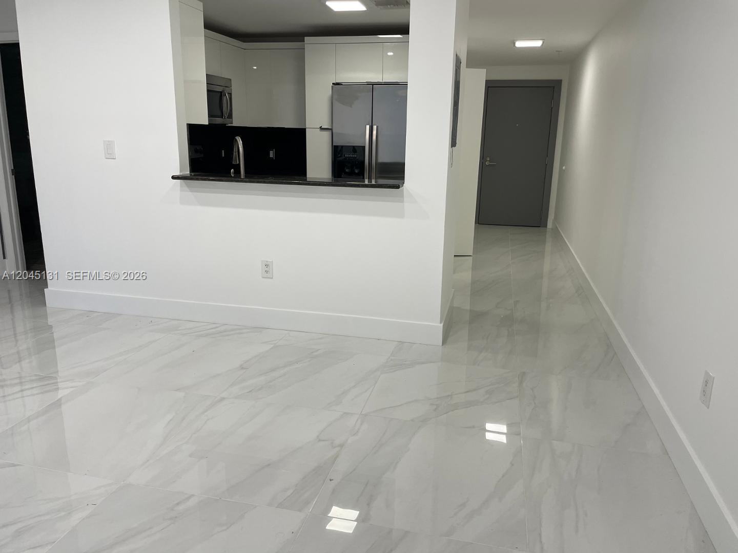 185 SE 14 Ter # 1413, Miami FL 33131 photo 5