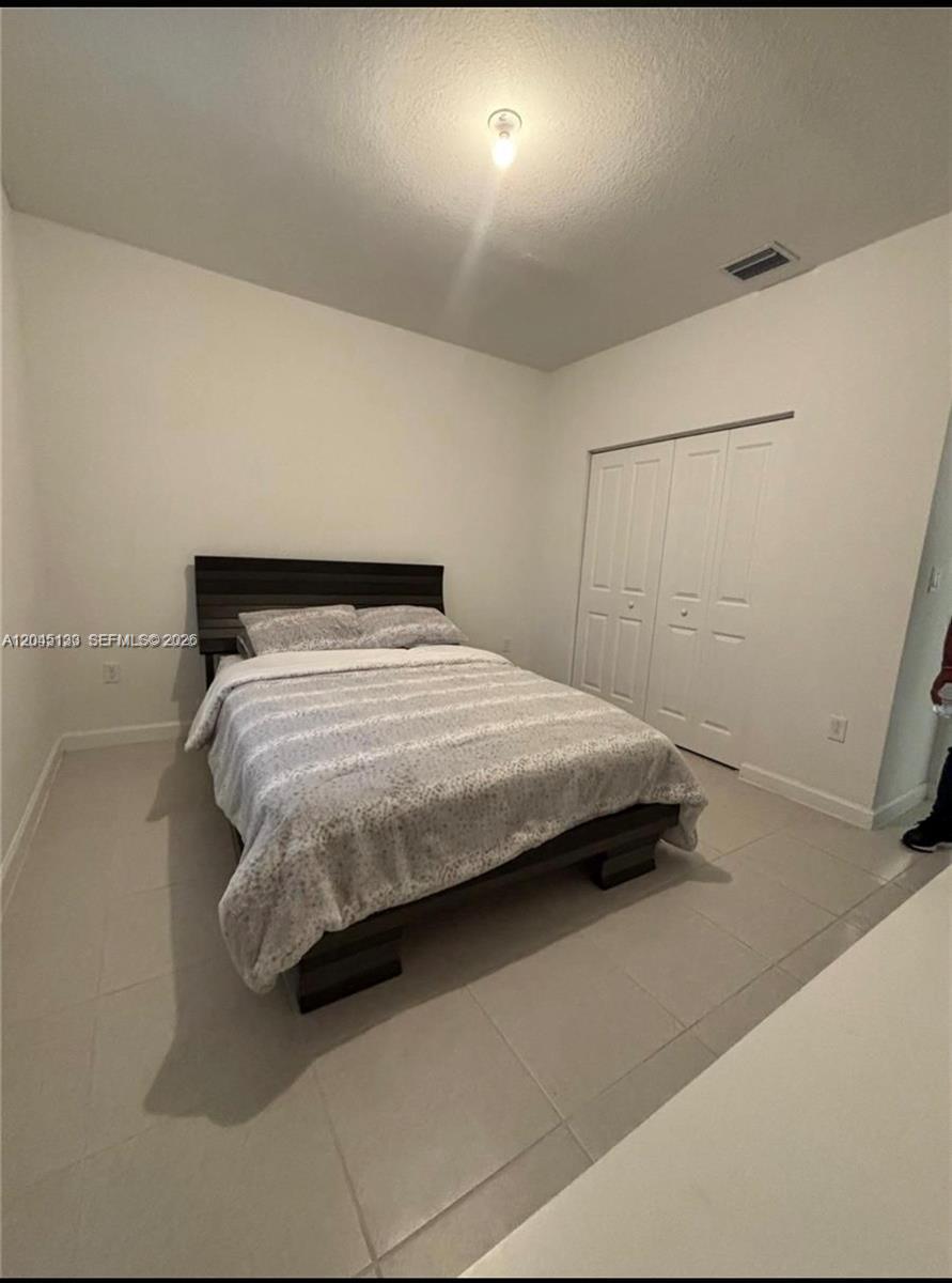 16144 SW 148th Pl, Miami FL 33187 photo 4
