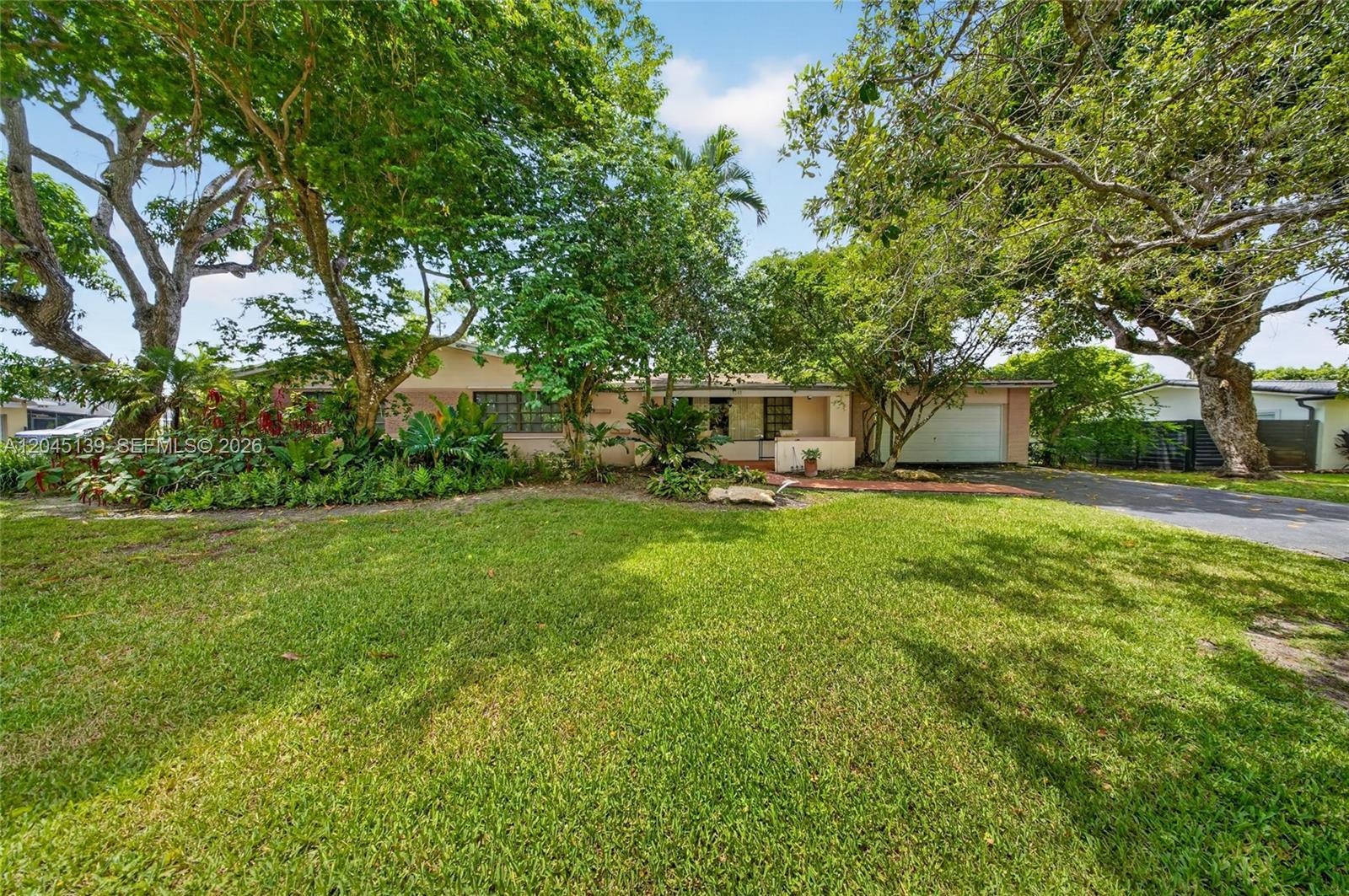 8340 SW 151st St, Palmetto Bay FL 33158