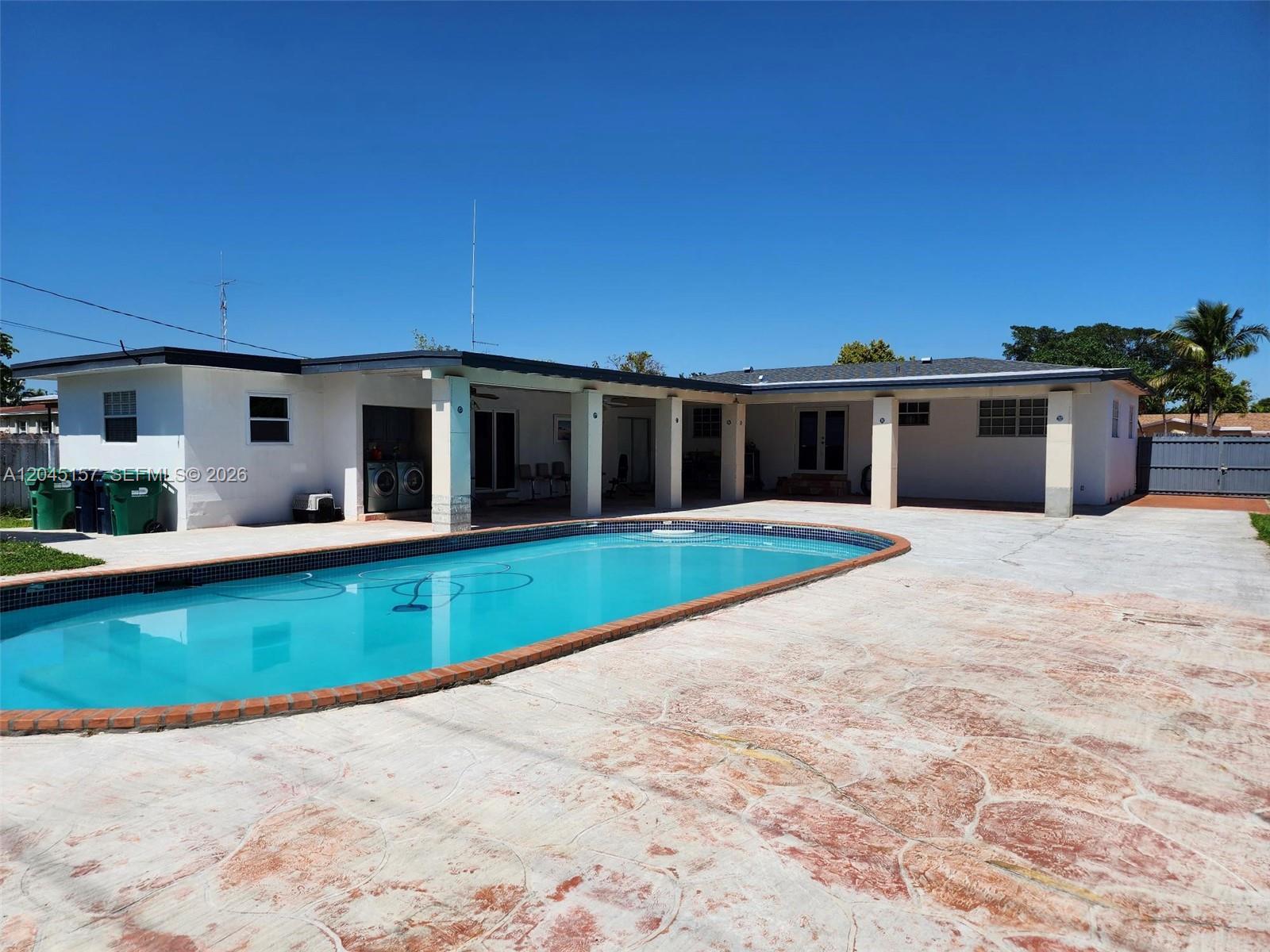 8240 SW 38th St, Miami FL 33155 photo 4
