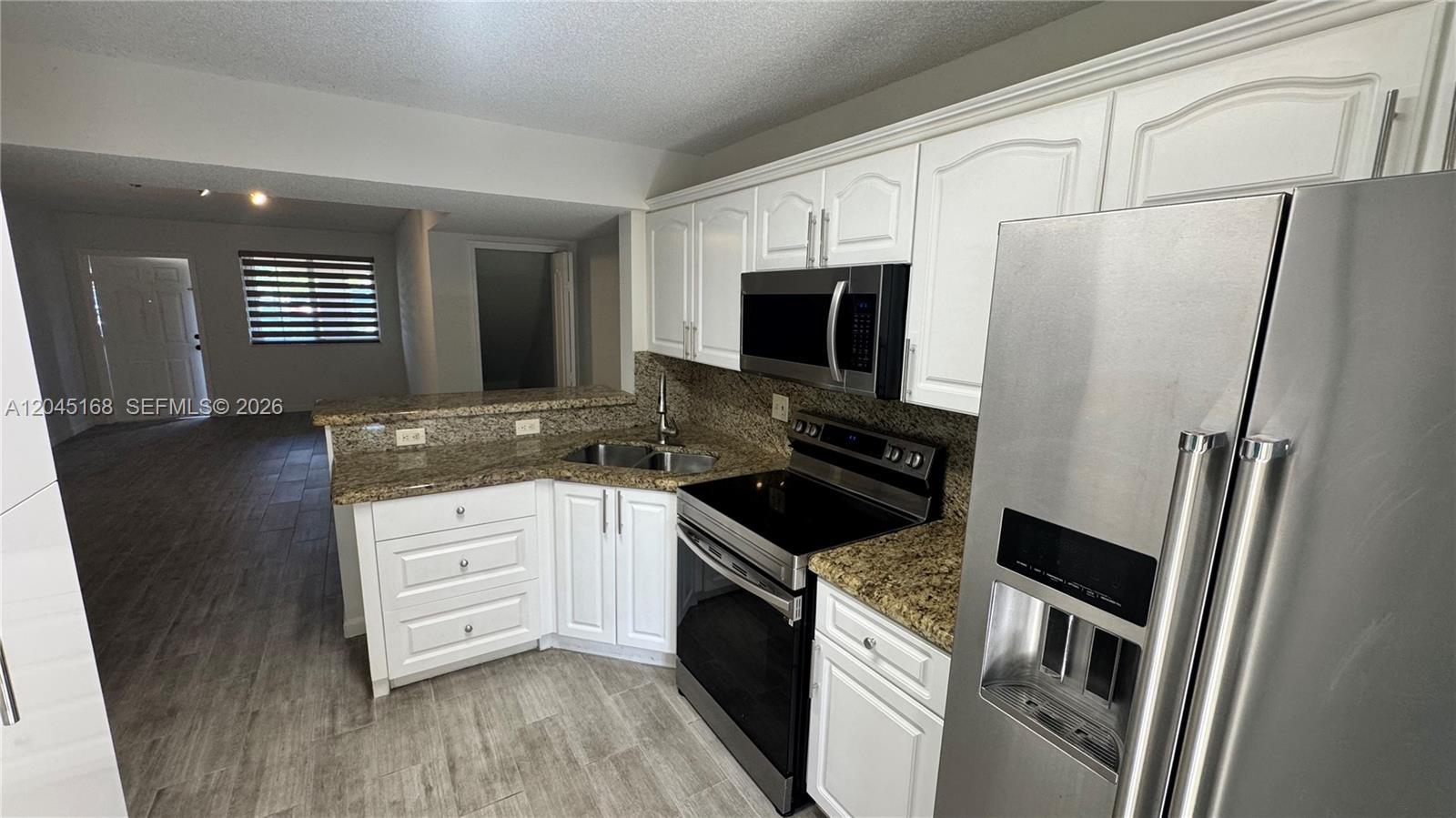 7439 W 22nd Ave # 103, Hialeah FL 33016 photo 4