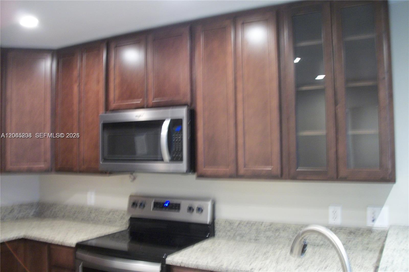 13900 Lake Placid Ct # A24, Miami Lakes FL 33014 photo 5