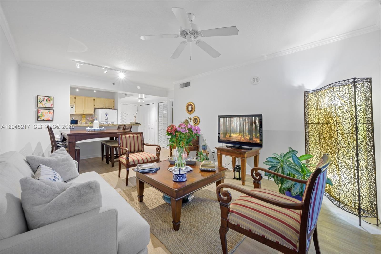 2665 SW 37th Ave # 202, Miami FL 33133 photo 3