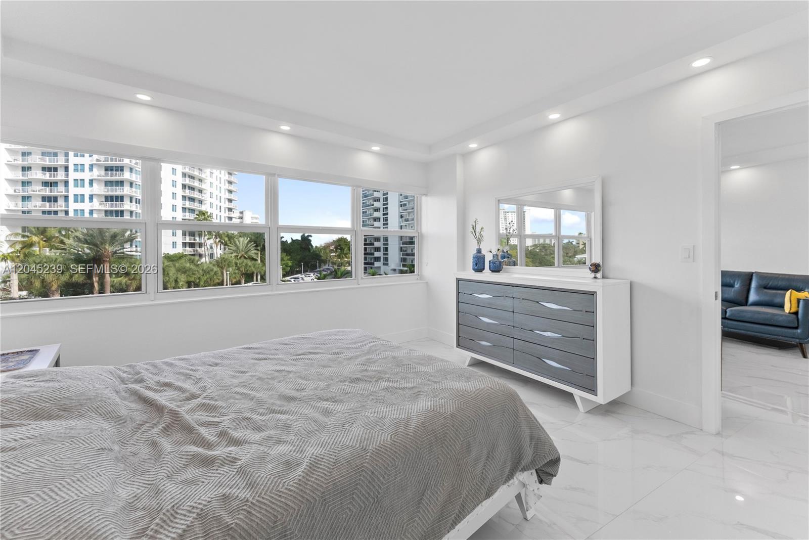 3250 NE 28th St # 403, Fort Lauderdale FL 33308 photo 3