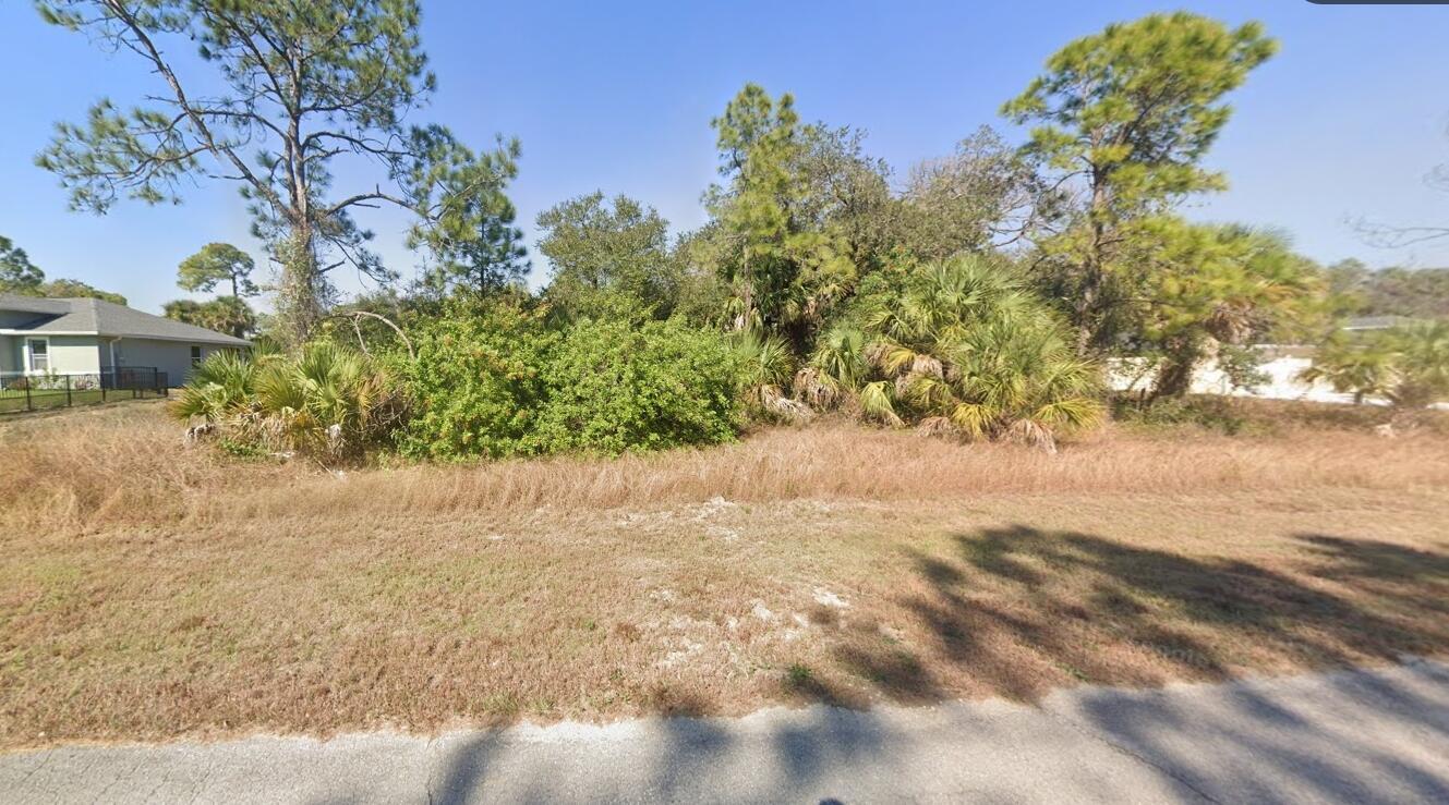 106 Pixie Avenue, FL 33935 photo 5