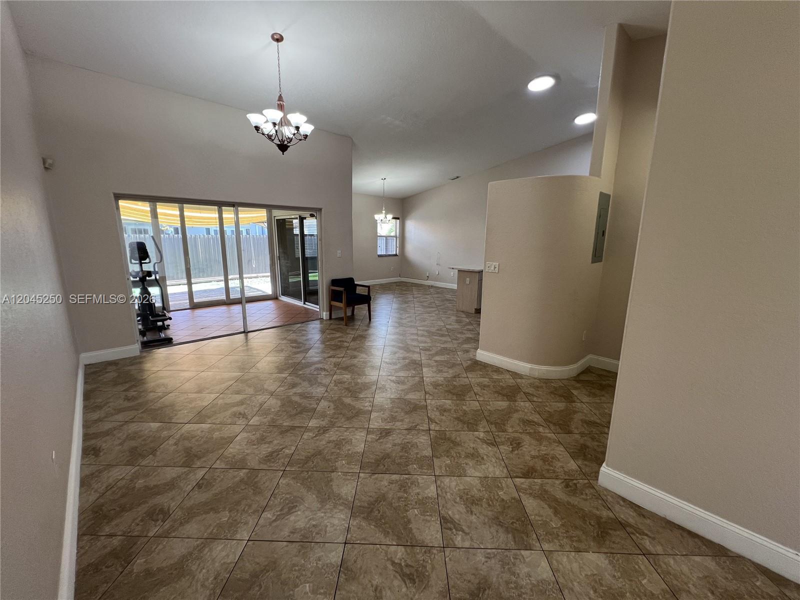 8842 NW 142nd Ln, Miami Lakes FL 33018 photo 4