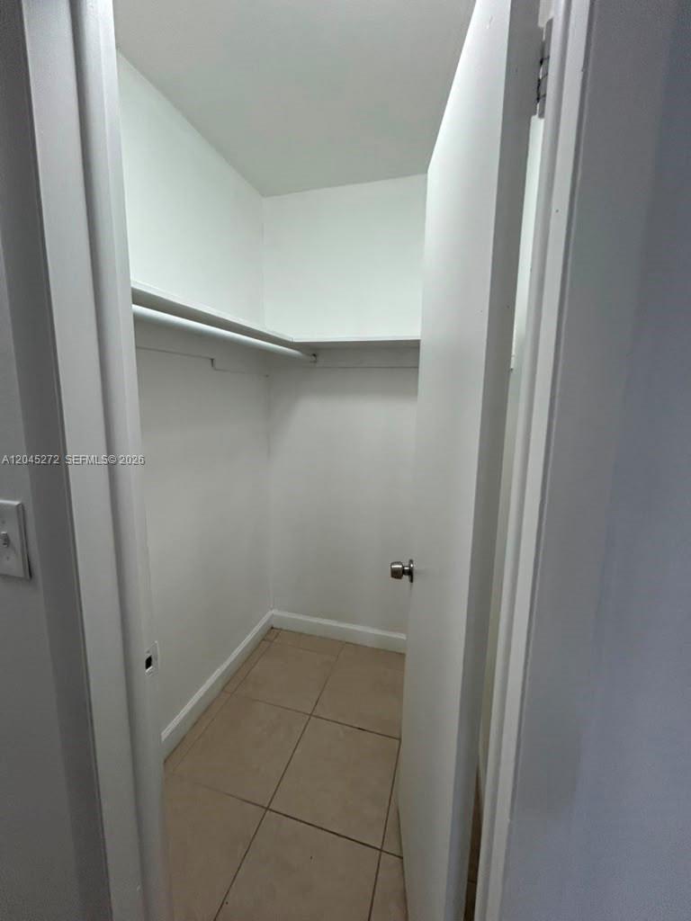 2435 Van Buren St APT 1B, Hollywood FL 33020 photo 3