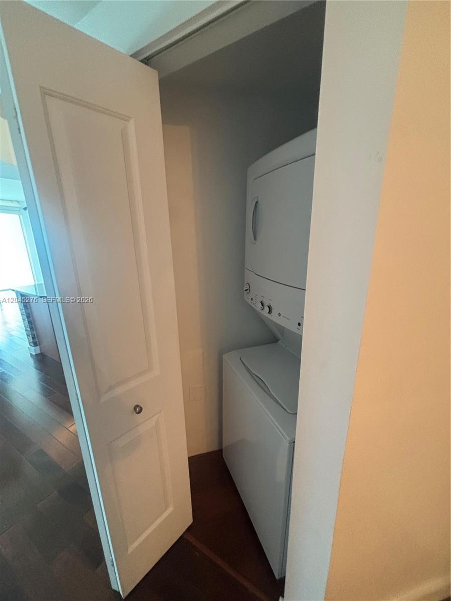 480 NE 30th St # 1004, Miami FL 33137 photo 2