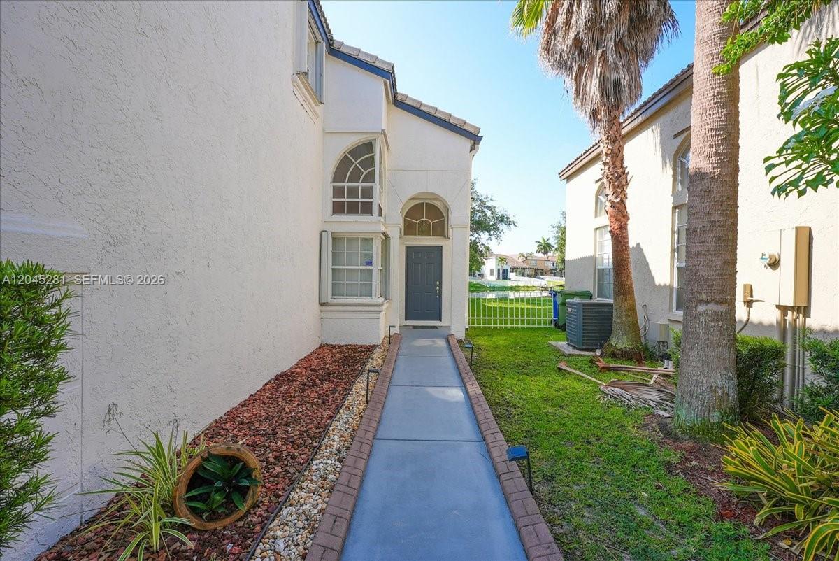 Pembroke Pines, FL 33028 photo 5