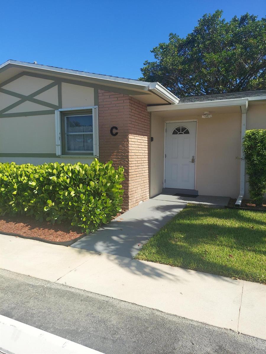2590 Barkley Drive E # C, West Palm Beach FL 33415