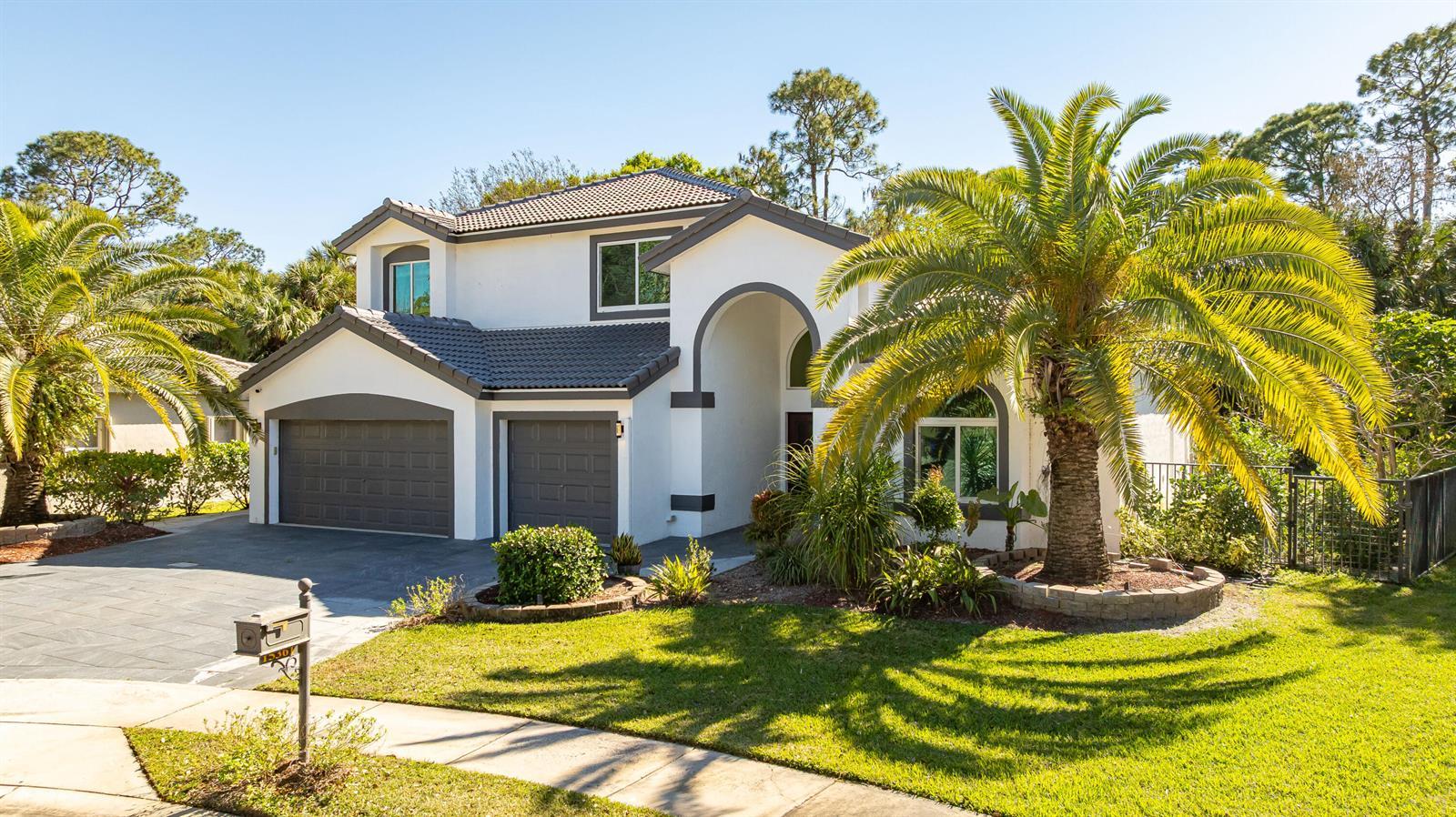 15361 Whispering Willow Drive, Wellington FL 33414 photo 2